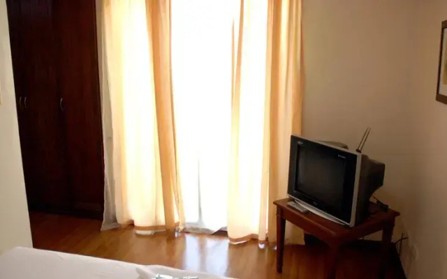 Isabelle Royale Hotel