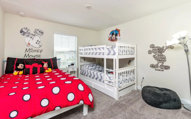 1571pd Champions Gate Community