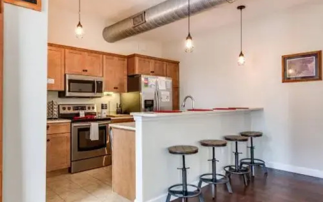 JBH 115 W 2nd Apt #3