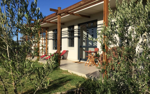 Sunrise and Sunset Apartments at Domaine Coutelier