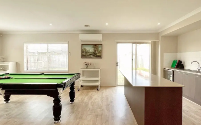 Saltwater Coast House by GoodLive