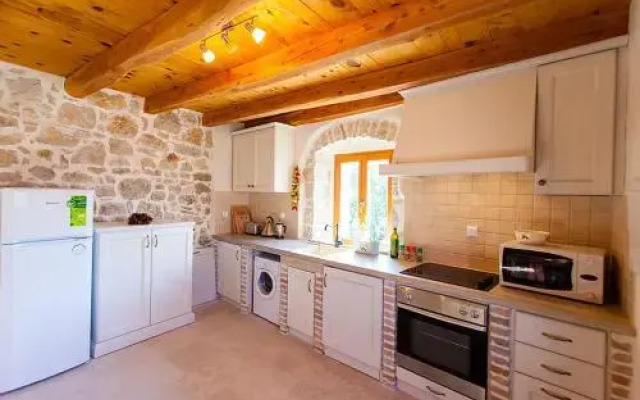 Sunny House