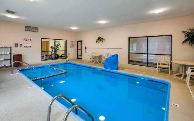 Quality Inn I-70 Near Kansas Speedway