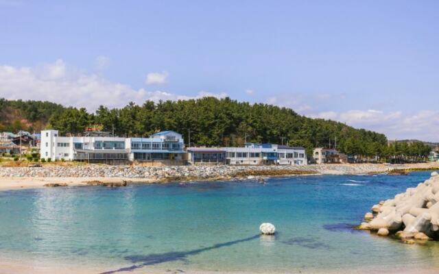 Uljin Haetteuneunjip Pension