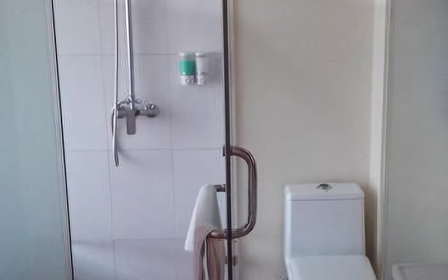 Lemon Tree Family Hostel