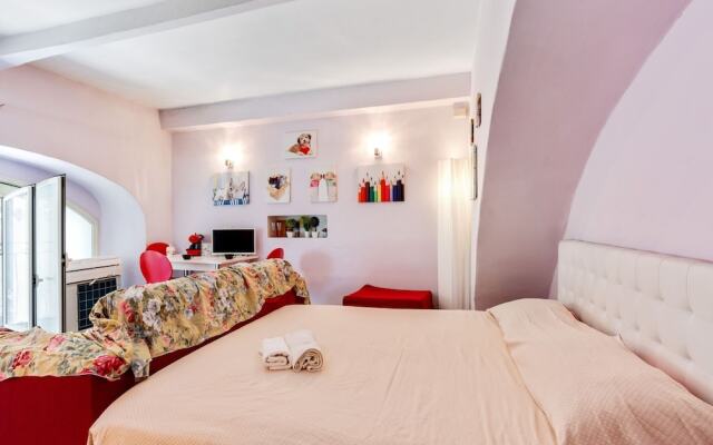 Central Apartment in Taormina Near the Sea