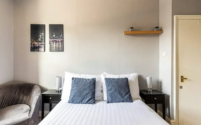 Stylish City Retreat