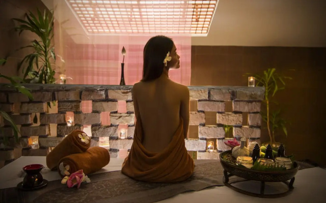 Pacific Premier Resort & Spa