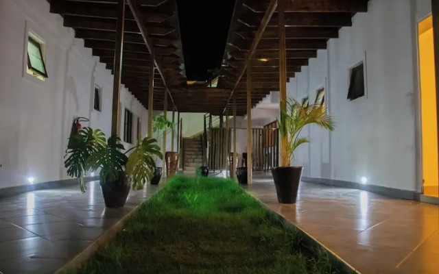 Distinctions Gardens Guest House