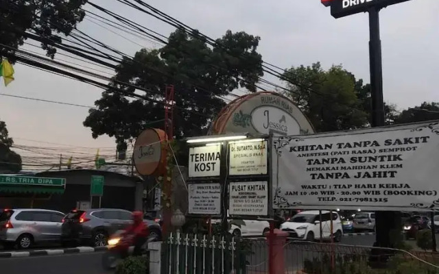 OYO 2236 Wisma Kurnia Raharja