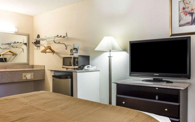 Quality Inn & Suites Coliseum