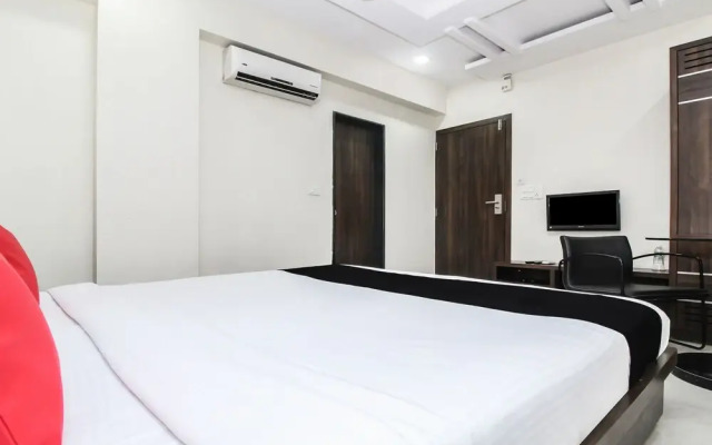 Capital O 36482 Aarya Regency