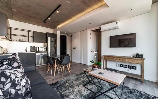 411 The Signature, De Waterkant