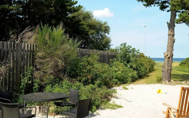 Peaceful Holiday Home in Glesborg Near Sea