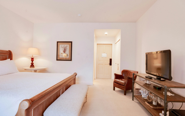 Seal Cove Inn