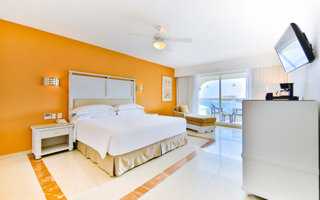 Occidental Costa Cancún All Inclusive