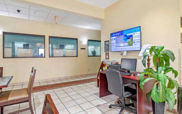 Best Western Clearlake Plaza