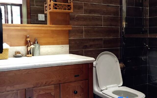 Zhangshe Courtyard Hotel