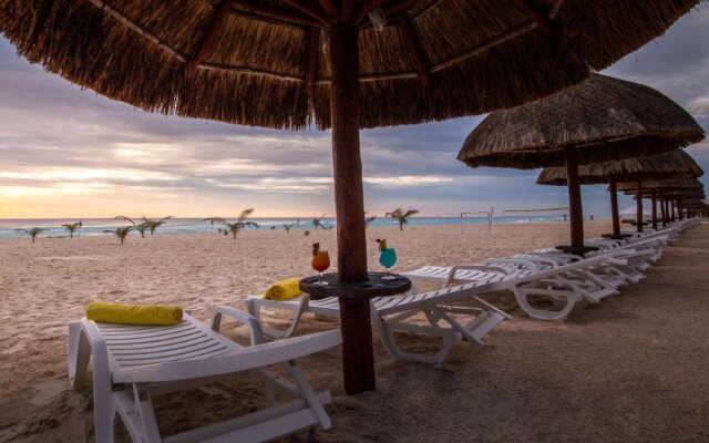 Park Royal Beach Cancún - All Inclusive