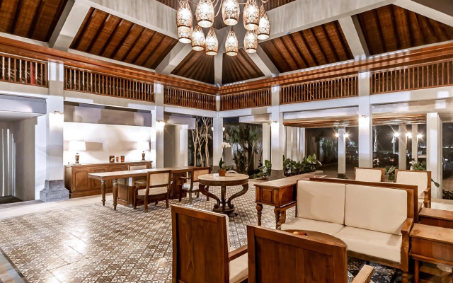 Lovina Beach Club & Resort