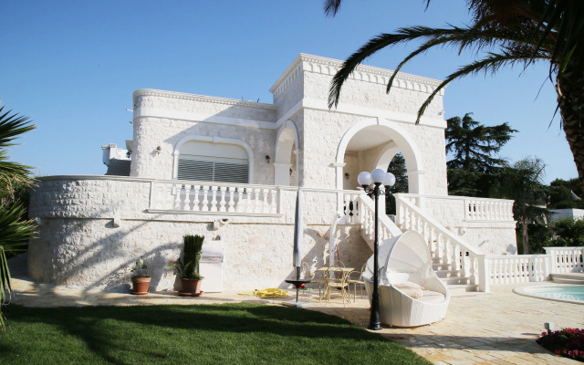 Villa Angelina