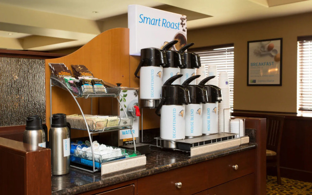 Holiday Inn Express Hotel & Suites WHITECOURT by IHG