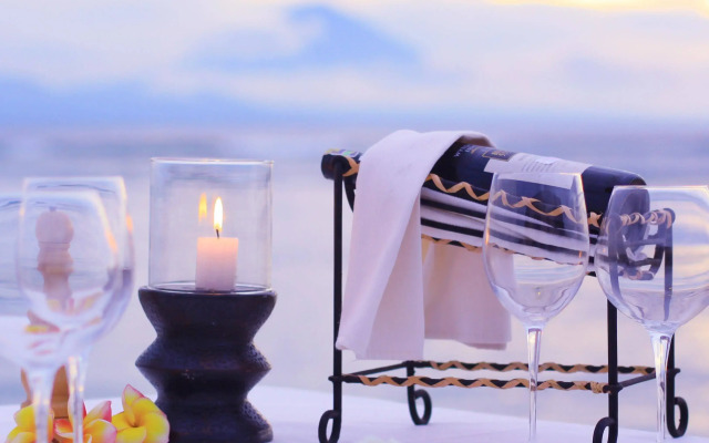 Hotel Ombak Sunset