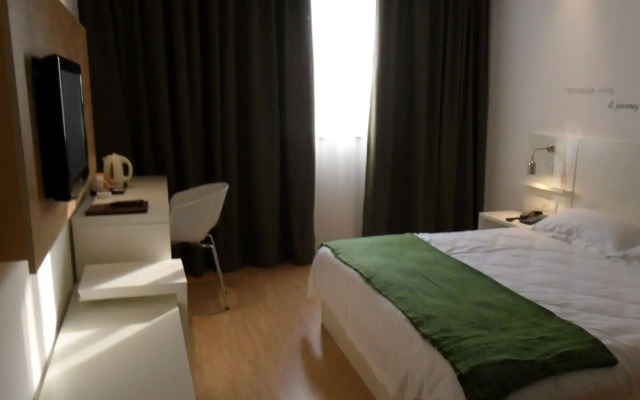 Motel 168 Hotel Shanghai Hongqiao Hub National Convention Center Branch