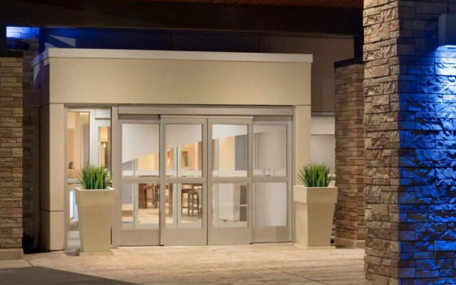 Holiday Inn Express Fayetteville Fort Bragg by IHG