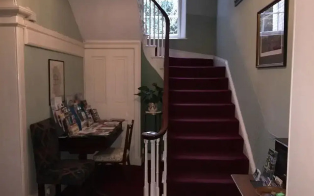 Croxton House Bed And Breakfast