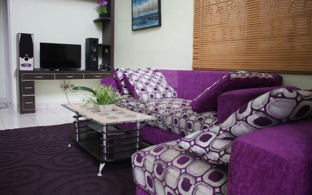 Villa Kota Bunga Peony