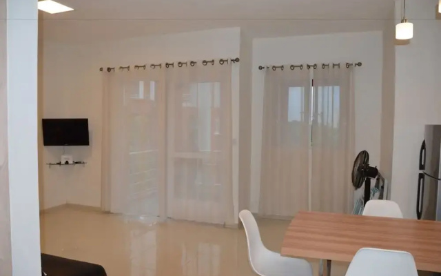 AZ New Pereybere Beach Apartment