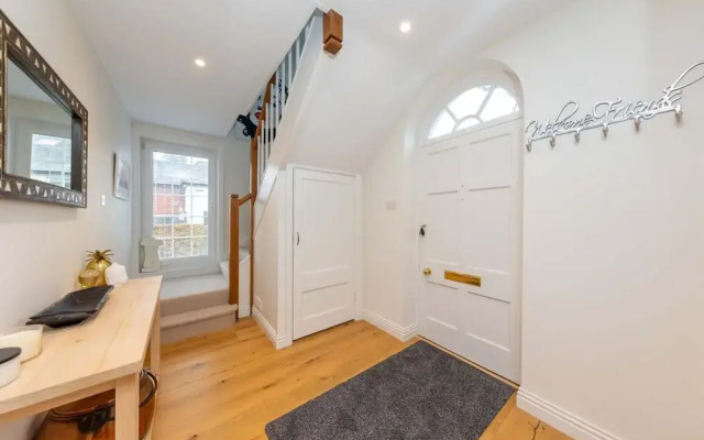 NEW Stunning 3BD Family Retreat Tunbridge Wells