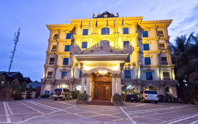 Majestic Oriental Hotel