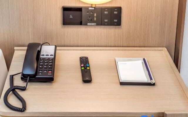 Lavande Hotel (Mile Huquan Water Town)