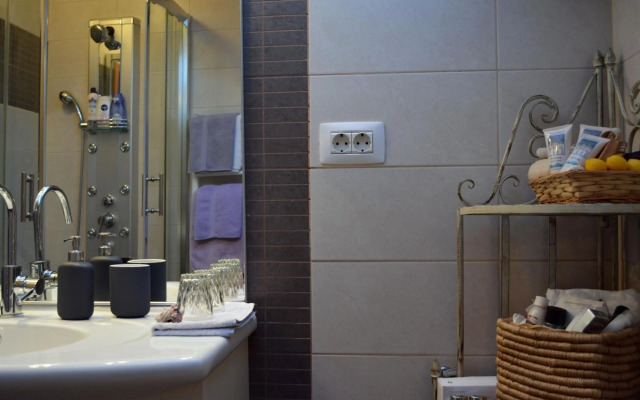 Casa del Padre - Annabelle