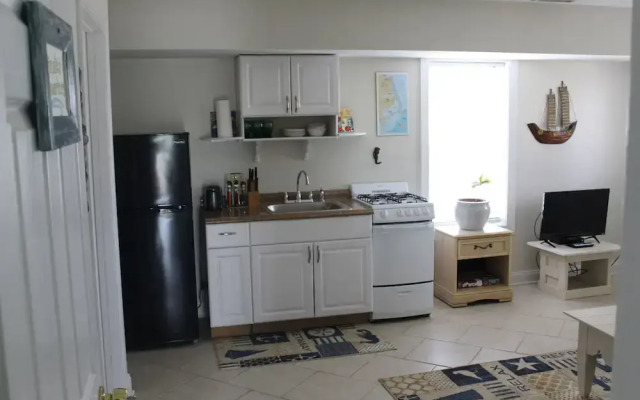 Sandbar Bed & Breakfast