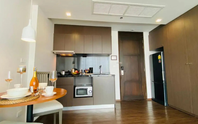 Civic Horizon Hotel & Residence