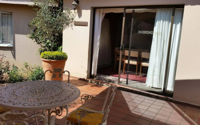 Royal Ridge Guest House