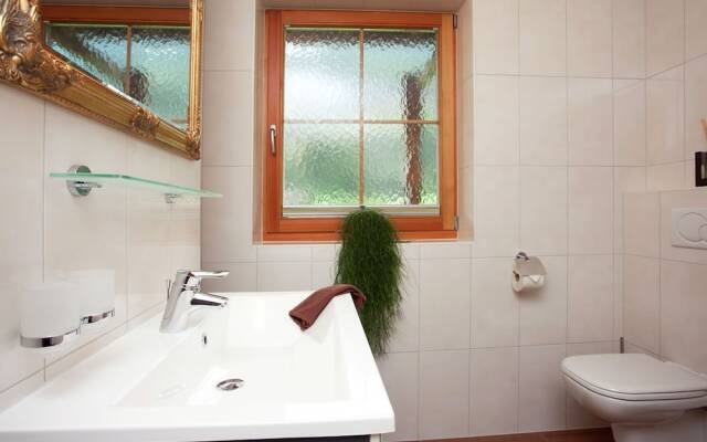Plush Farmhouse in Ramsau im Zillertal near Ski Area