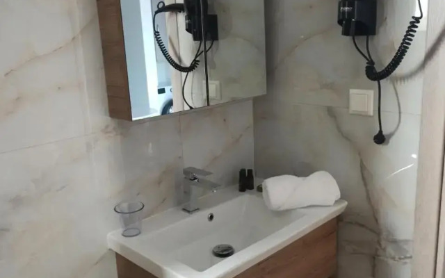 Cyclops Luxury Apartments