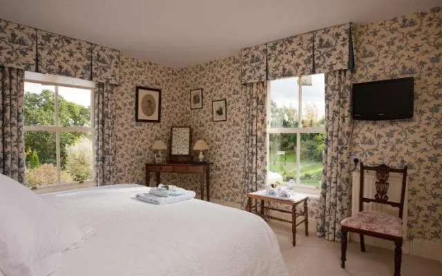 Rookwood Farmhouse