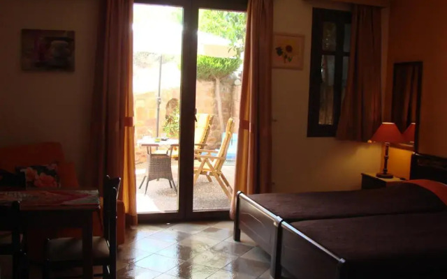 AnnaDes Apartments & Studio Chios