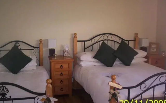 Carrigbyrne Lodge Country B&B