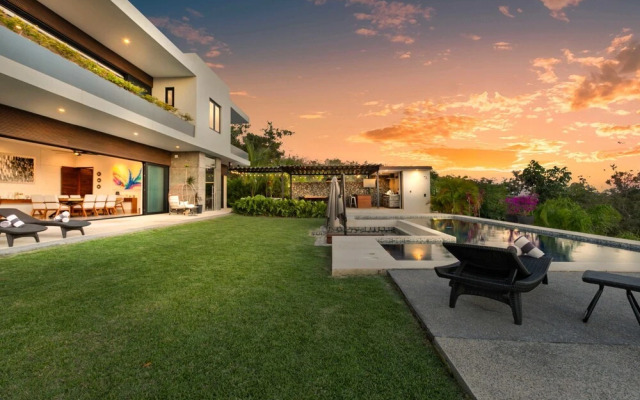 Punta De Mita - Luxury 7 BR Villa Oceanview