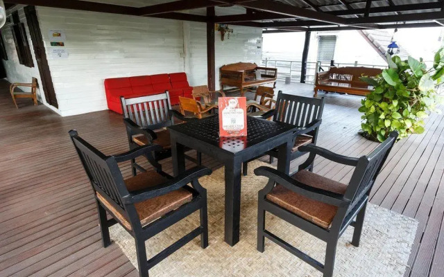 Nida Rooms Phra Sing Soi 2 Bazaar
