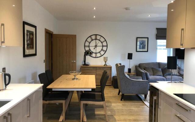 Royal Golf Apartments