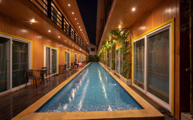 Resort V - MRT Huai Khwang