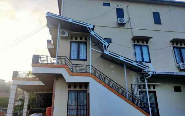 OYO 3948 Kenangan Syariah Guest House