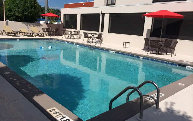 Holiday Inn Express Tallahassee - I-10 E by IHG